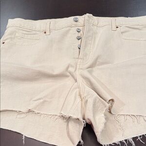 Old Navy Women's Beige Frayed Jean Shorts